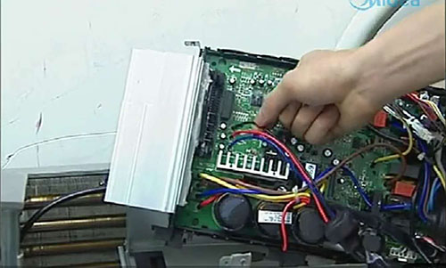 润州美的空调电话是多少